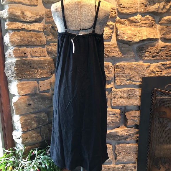 NWT Old Navy Spaghetti Strap Slip on Dress - Picture 3 of 4